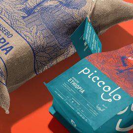 نمونه کار طراحی بسته بندی قهوه صادراتی - piccolo coffee